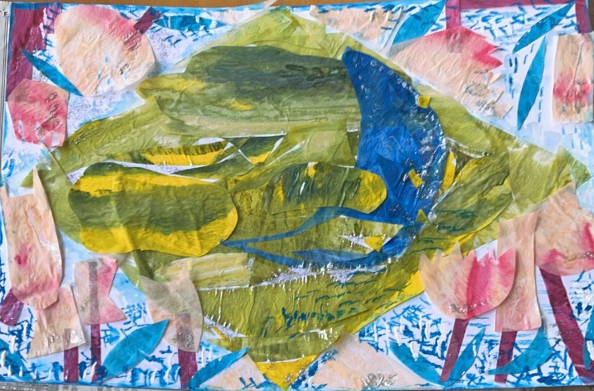 絵画教室での作品。エリックカールの技法です。